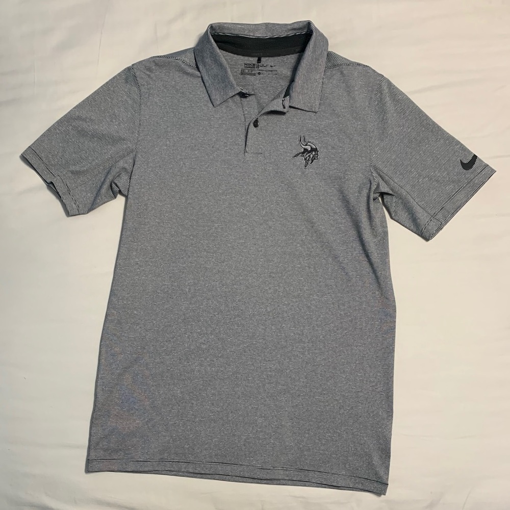 NWOT Nike Minnesota Vikings Dry Golf Polo